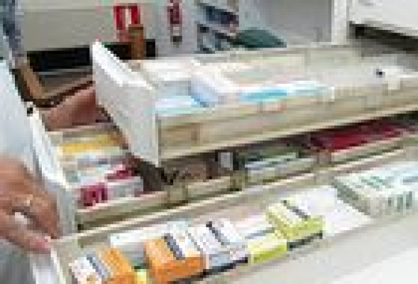 Sanidad atribuye a la contención del gatos en medicamento un ahorro de casi 200 millones de euros en ocho meses