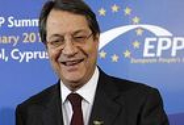 Chipre y la troika llegan a un preacuerdo sobre el rescate