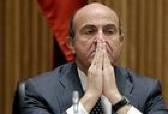 Chispas entre el patrón del lobby italiano y el hermano del cerebro económico de La Moncloa