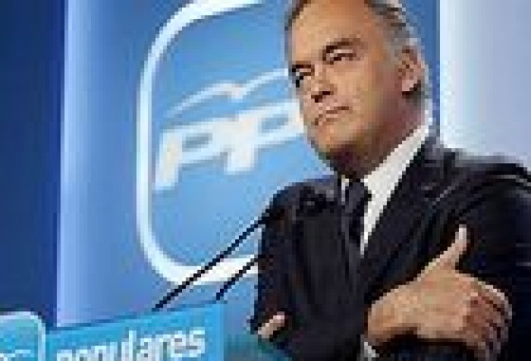 Varios correos detallan la intervención de González Pons y Campos para unos Juegos Europeos 