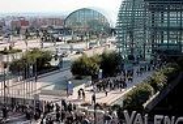 Feria Valencia asegura que Teyoland no compite con el pequeño comercio del mueble
