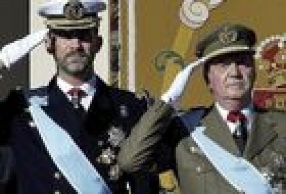 <em>      Monarquía española: <br />  un gigante con pies de barro</em>