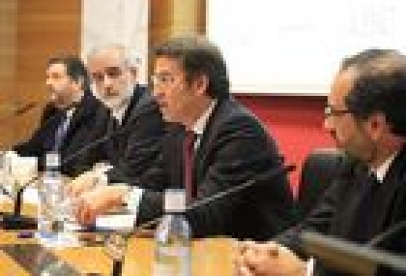 Feijóo dice que los ciudadanos pueden entender que un político se equivoque pero no el engaño