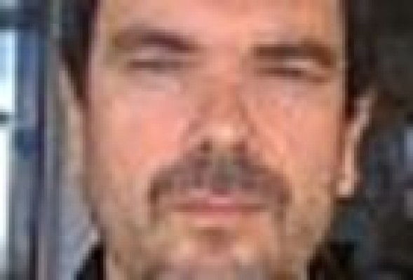 Acoso a la escuela pública, un plan cuidadosamente trazado