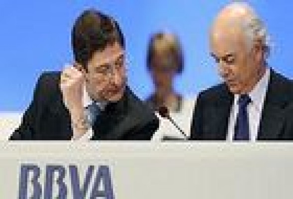 La pujanza de Goirigolzarri en la banca pública despierta los recelos de Francisco González