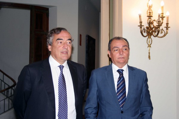 La CEV rechaza la reversión de concesiones de servicios públicos a empresas privadas
