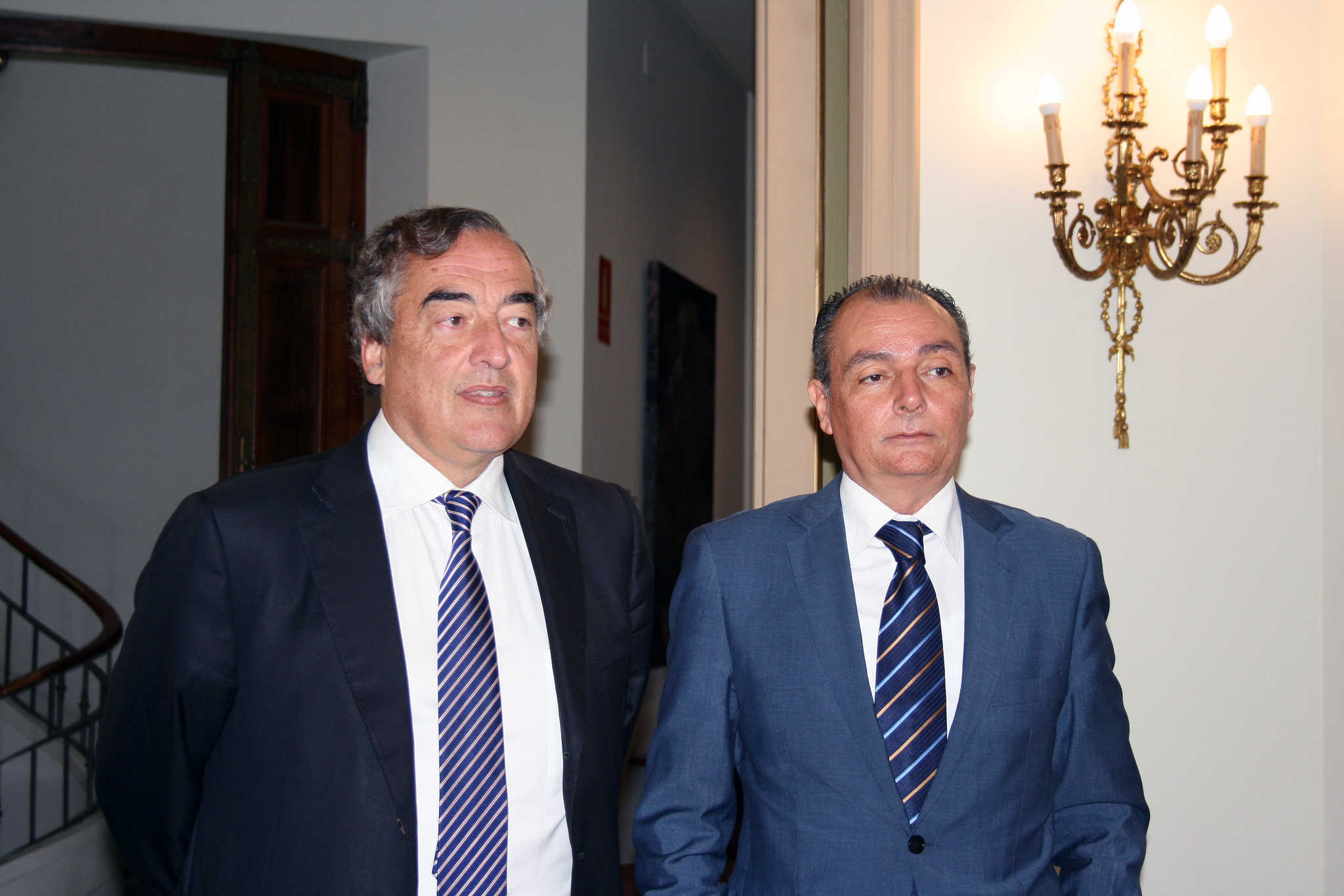 La CEV rechaza la reversión de concesiones de servicios públicos a empresas privadas