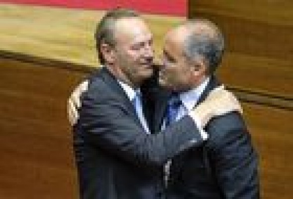 Fabra 'tapa el hueco' a Camps