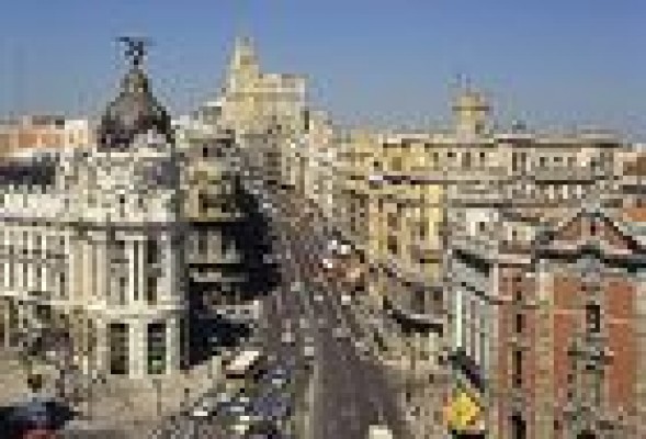Los grandes inversores valencianos buscan piso en Madrid y los extranjeros vuelven a la costa
