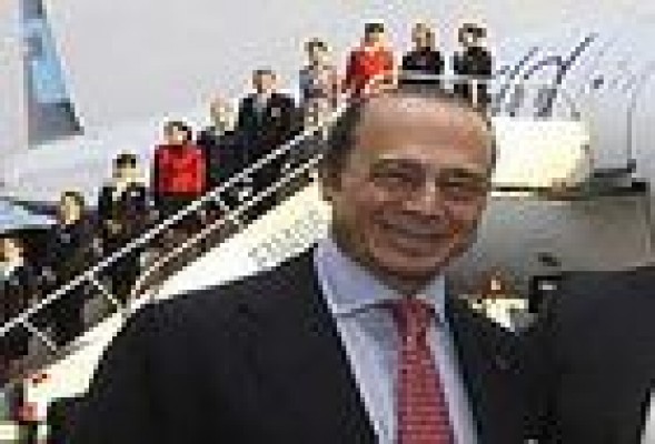 Iberia bajará el 4% adicional de sueldo a algunos colectivos ante la falta de acuerdo