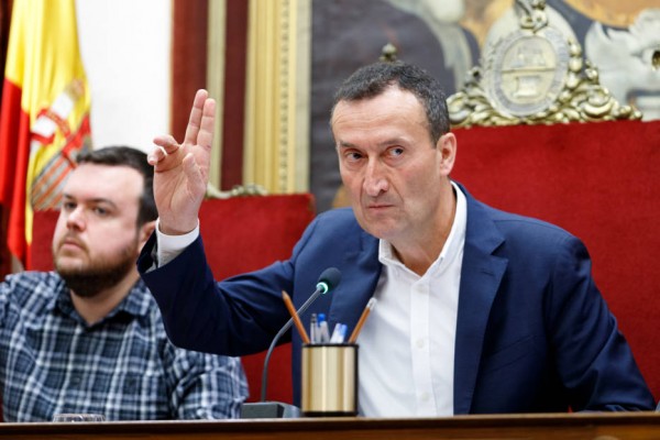 Más de la mitad de los ilicitanos prefieren a Carlos González (PSPV) como alcalde de Elche