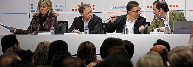 La Generalitat sigue sin pagar...  a los partidos políticos