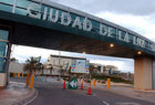 La huelga de secretarios judiciales aplaza el juicio de Ciudad de la Luz