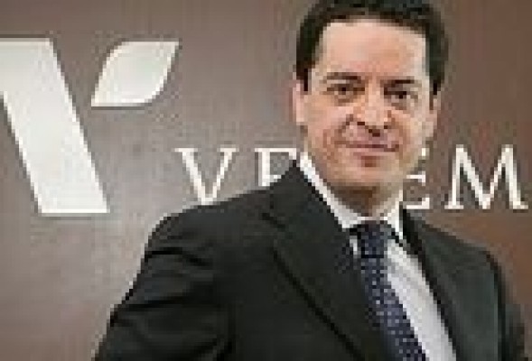 Enrique Bañuelos ya pierde la cuarta parte de lo que invirtió en Amper