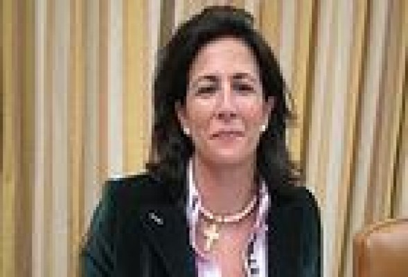 Con Hispasat, Cesce, Paradores y Aena empieza el baile de las privatizaciones