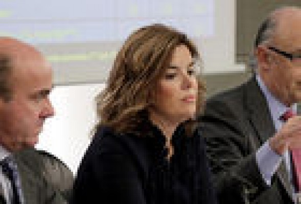El Gobierno asegura que no subirá ni IRPF ni IVA y que no va alterar su política económica