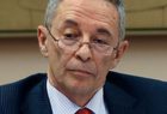 El expresidente de la CNMV comparecerá en la comisión de la CAM