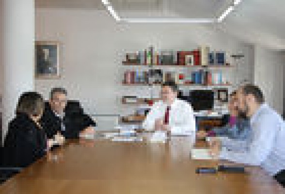 Puig exige los contratos de RTVV para saber 