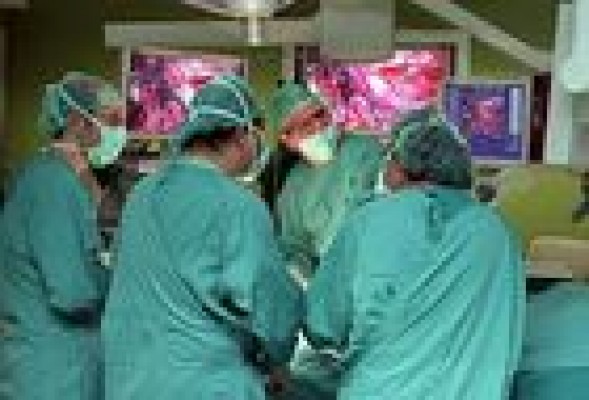 Las listas de espera quirúrgicas aumentan un 20% en la Comunitat