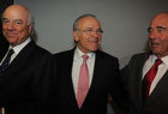 Andreu cita a declarar el día 24 a Botín, Fainé y González por sus reuniones con De Guindos