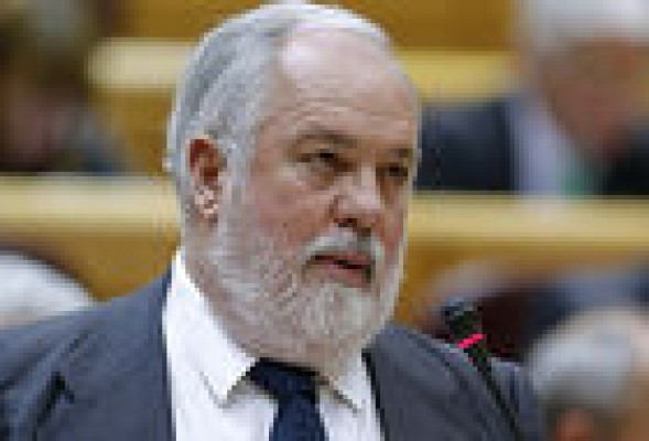 DEFENSA<br /><strong>Cañete defiende que la Ley de Costas 
