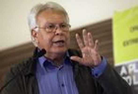 Acaba la aventura de Felipe González en el capital riesgo iniciada en 2011