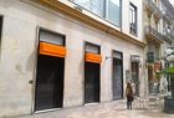 Bershka cierra su tienda enseña en Don Juan de Austria de Valencia
