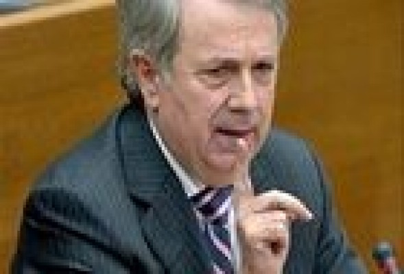 El PP aprueba en solitario una proposición de rechazo al término 'País Valencià'
