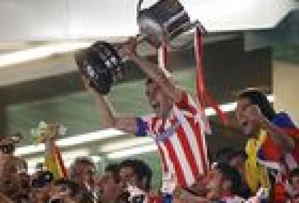 <strong>El Atlético Madrid levanta su 'Décima'</strong>