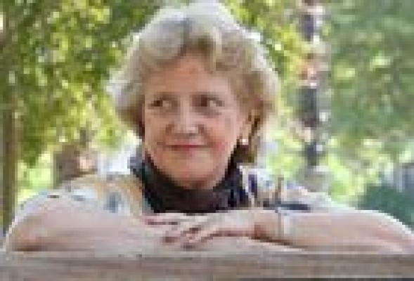 La Defensora del Pueblo pide ahora a la banca que explique a los desahuciados como seguir en la vivienda