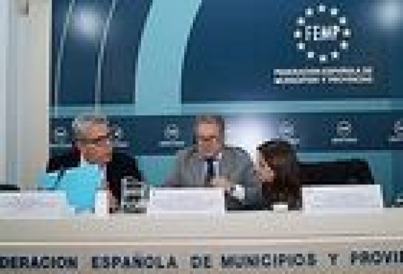 Las diputaciones exigen saber cuánto les costará asumir la gestión de pueblos