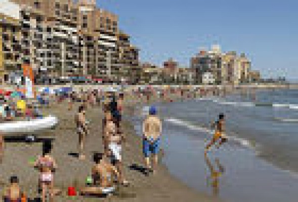 La Comunidad Valenciana registra la mayor subida de ingresos por turismo en abril