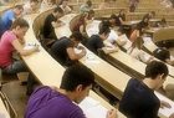 Radiografía de la universidad valenciana (I): <strong>Doble gasto, mismos alumnos</strong>