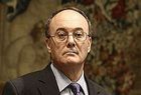 Luis María Linde ganó 81.320 euros en sus primeros seis meses como gobernador