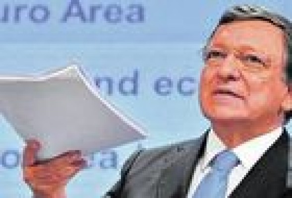 Bruselas pide a Rajoy que aplique sus propuestas 