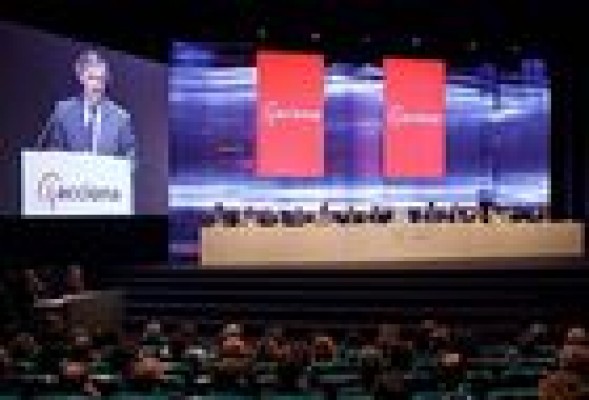 Acciona aprobará hoy en junta bajar un 11% el dividendo