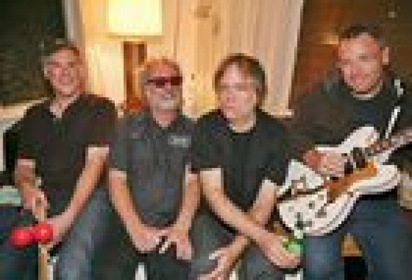 EN DIRECTO <br /><strong>The Young Fresh Fellows: 30 años después, 'tiempo de lujo'</strong>