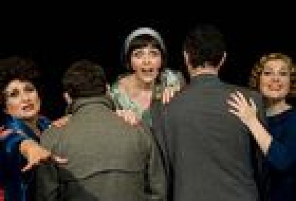 TEATRO <br /><strong>'Salón primavera', la comedia mas disparatada... y absurda</strong>