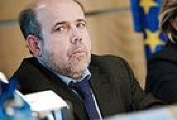Ximo Puig ficha al exasesor de Solbes y eurodiputado Enrique Guerrero para su equipo económico