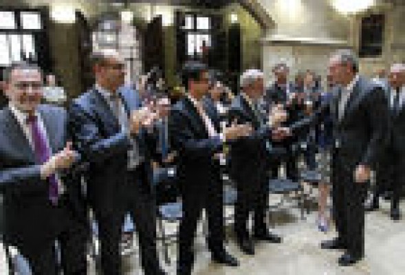 El Consell pone coto a la 'burbuja universitaria'