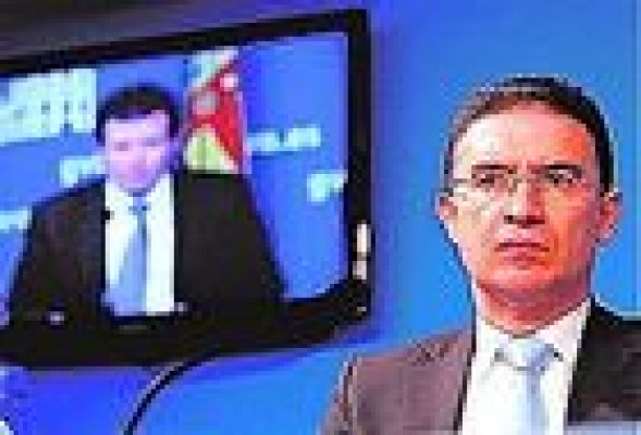 CORRUPCIÓN<br /><strong>El Consell sospecha de las denuncias contra Fabra y Castellano</strong> 