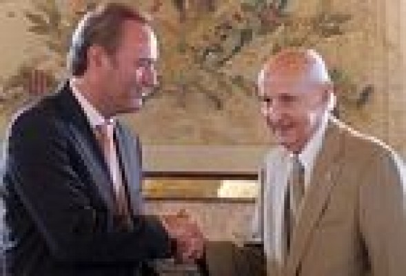 REFORMA<br /><strong>La Generalitat recorta miembros de los órganos estatutarios</strong>