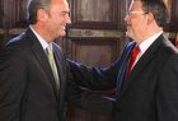 El silencio (cómplice) de los políticos valencianos