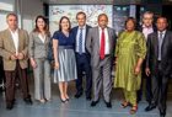 Guinea Ecuatorial y Camerún se interesan por los servicios tecnológicos del Grupo Aguas de Valencia