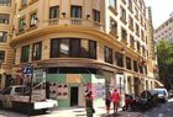 El Hotel Excelsior construye habitaciones para discapacitados y una nueva recepción