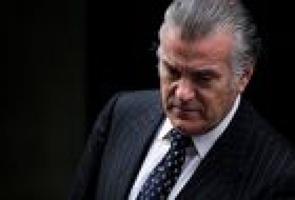 <em>Bárcenas se cruza en el camino de Rajoy</em>