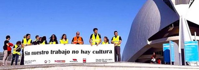 Los trabajadores del Palau de Les Arts avisan: 