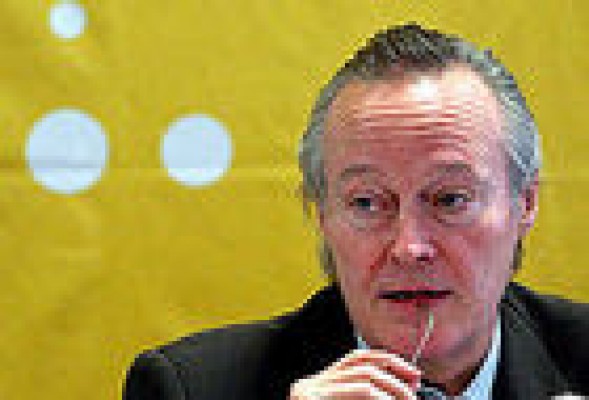 La CNMV autoriza la OPA de exclusión sobre Vueling a 9,25 euros
