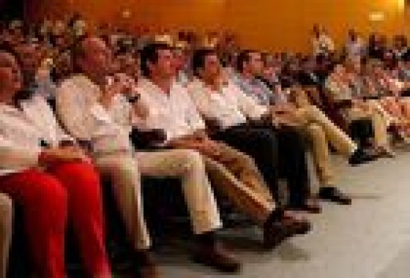 Competición de forzudos en el PPCV