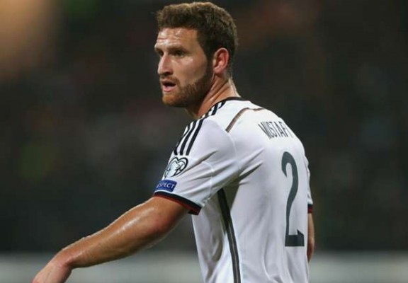 Mustafi, convocado por Alemania para los amistosos ante Inglaterra e Italia